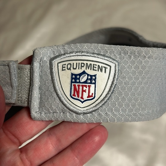 Raiders Adjustable Sun Visor. Brand new nev worn. - Picture 4 of 7